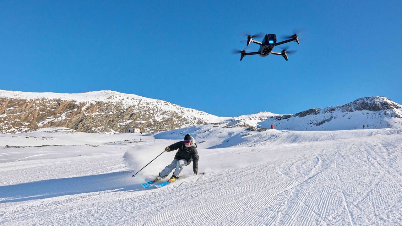Flight Director: un pratico tool di video editing per i droni Parrot thumbnail