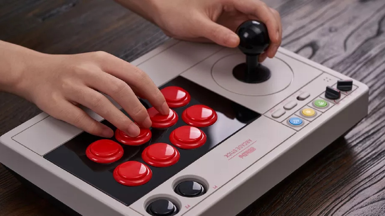 Un nuovo stick arcade per PC e Nintendo Switch thumbnail