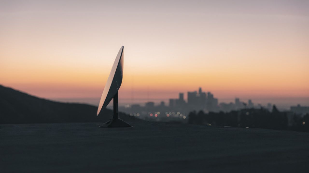 La velocità internet di Starlink raddoppia a 300 Mbps entro l'anno thumbnail